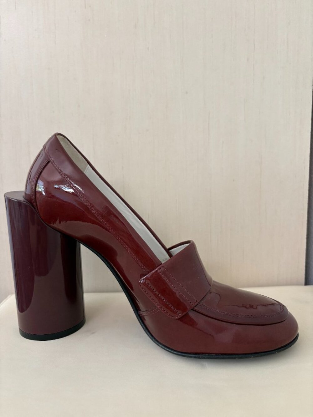 Maison Margiela Burgundy Extended Heel Pump EU 38
